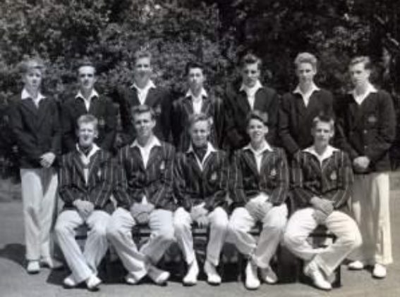 School cricket team photograph